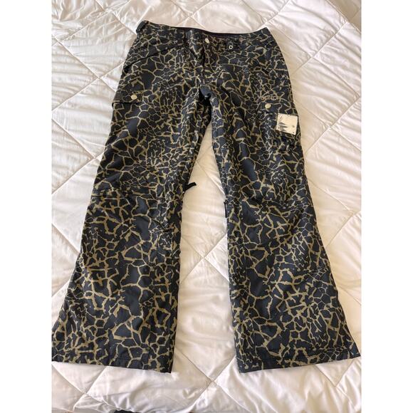 Burton Women’s Insulated Snowboarding Pants Large Loose Fit - Picture 1 of 16